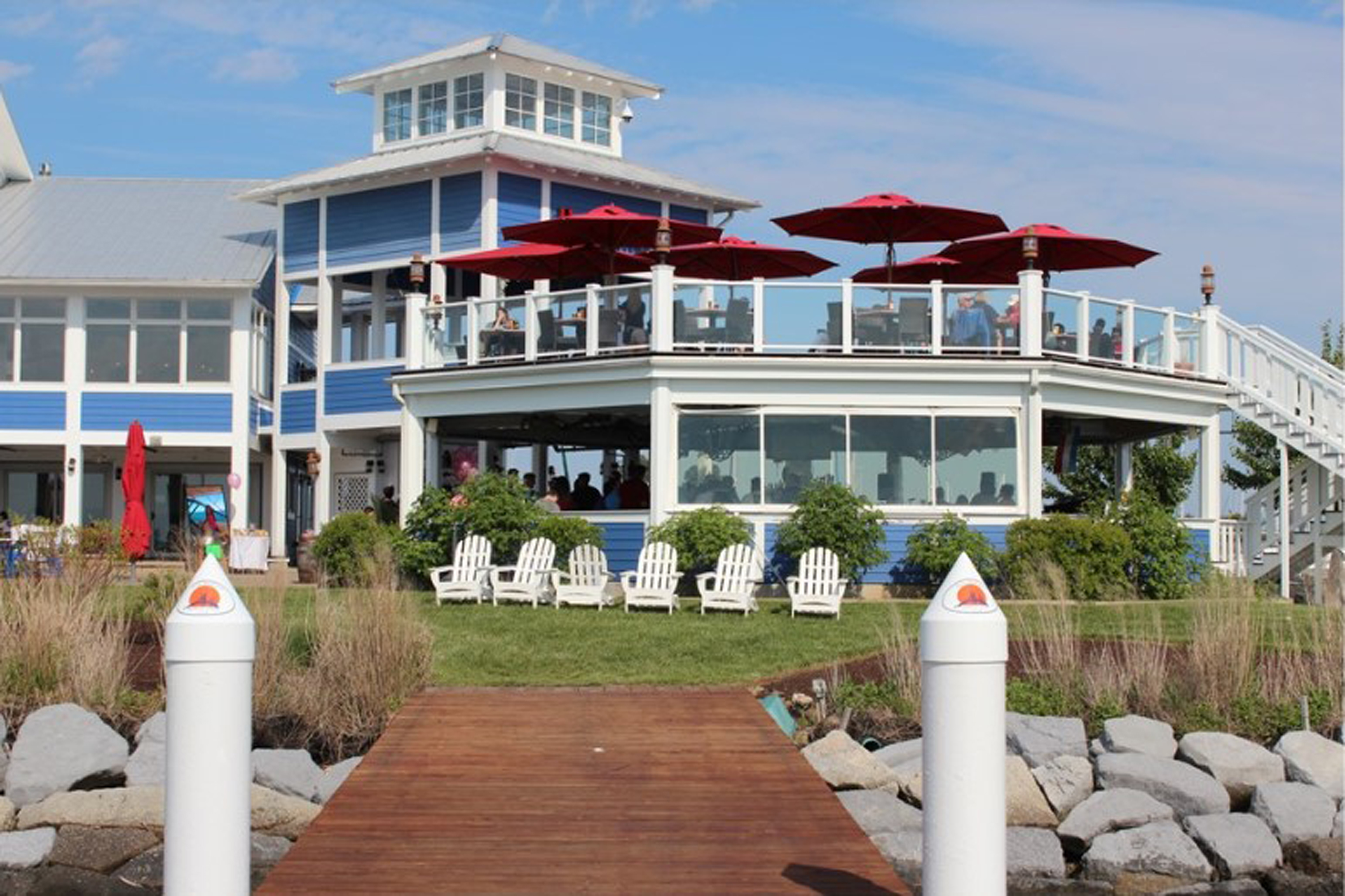 Hemingway's at Bay Bridge Marina | Bay Bridge Marina | Marinalife