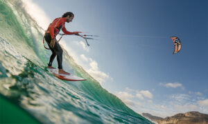 Kiteboarding - Eco friendly boating - marinalife