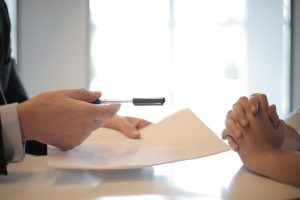 Signing contract - smart boater - marinalife - Boat Insurance