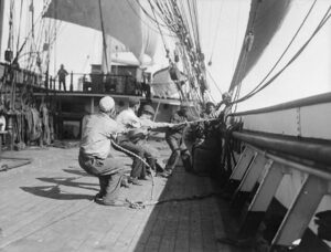 deck hands - superstitions - marinalife