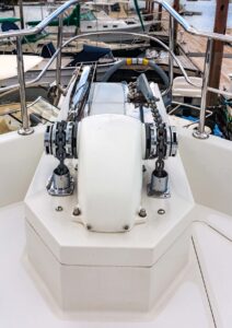 anchor lines and anchoring - smart boater - marinalife