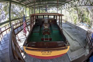 hemingway's boat - hemingway - marinalife