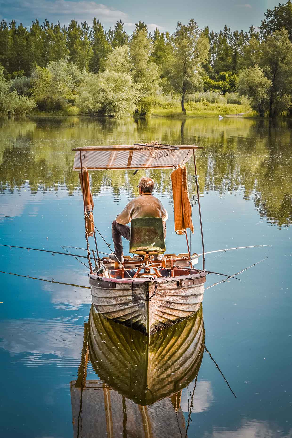 Marinalife is pleased to announce this year's photography contest that showcases the joy of boating and good times on the water.