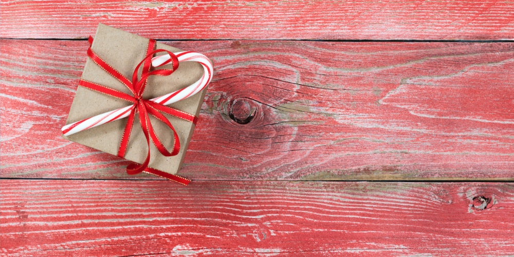 Explore top gift ideas for boaters! From action cameras to inflatable paddleboards, find the perfect presents for every adventurer this holiday season.